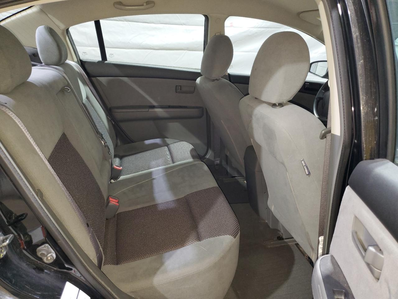 Nissan Sentra 2.0 Image 7