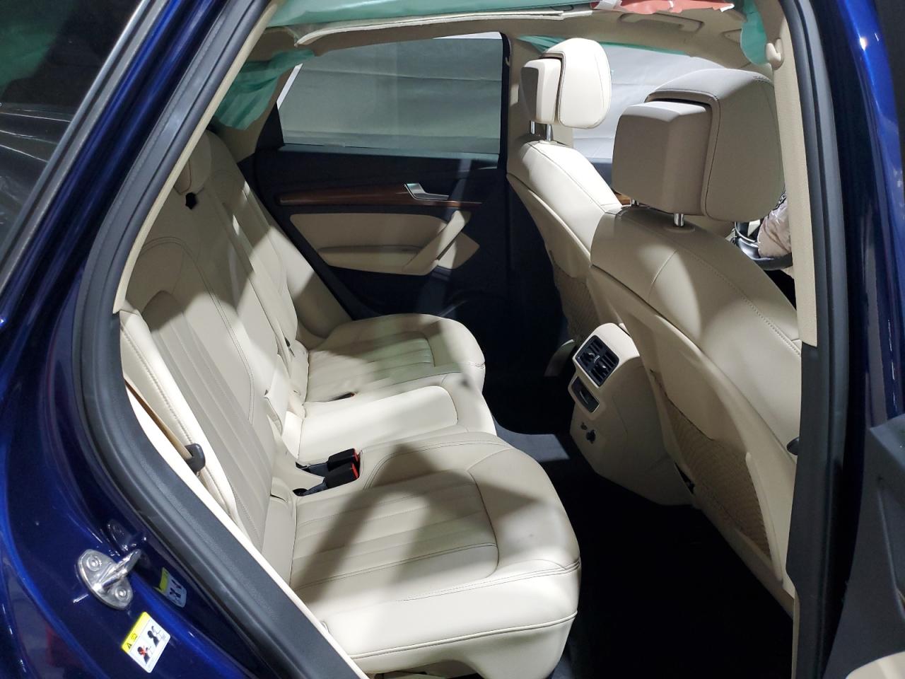 Audi Q5 Premium 40 Image 13