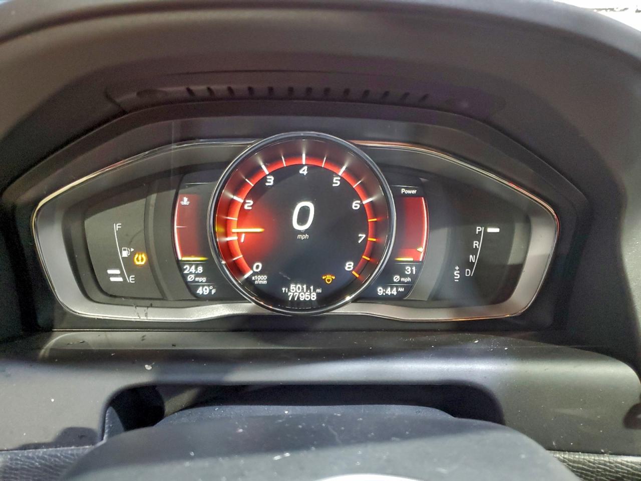 Volvo XC60 T6 R-design Platinum Image 12