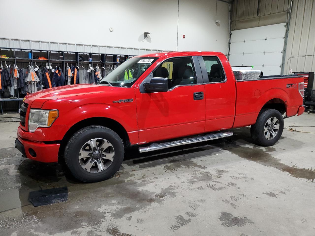 Ford F-150 Super Cab Image 1