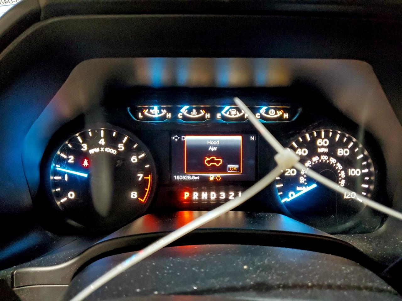 Ford F-150 Supercrew Image 4