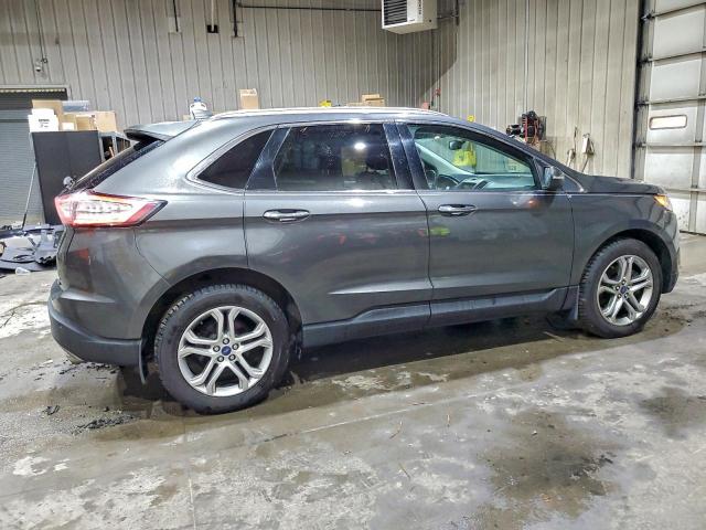 Ford Edge Titanium Image 4