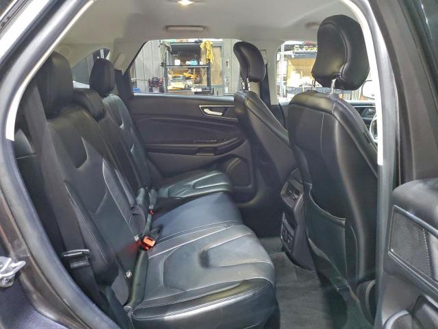 Ford Edge Titanium Image 9