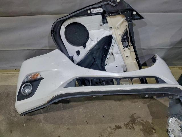 Mazda 3 Grand Touring Image 2