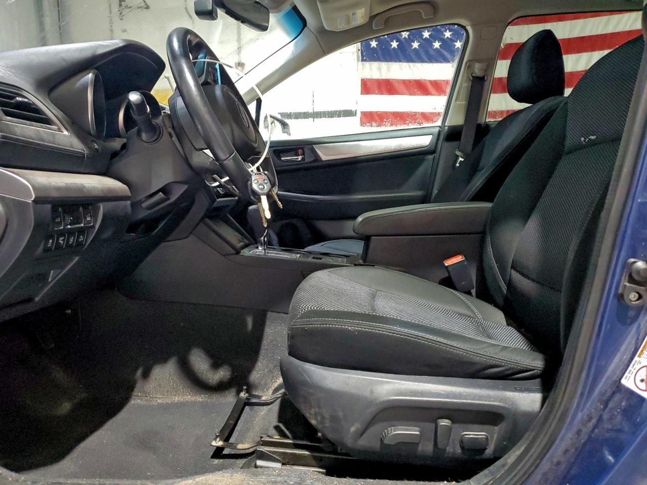 Subaru Outback 2.5i Premium Image 10