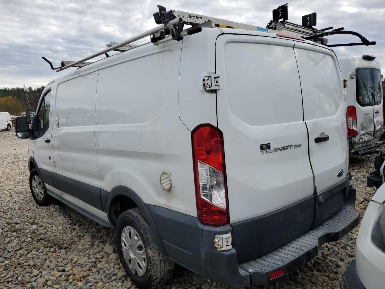 Ford Transit T-250 Image 2