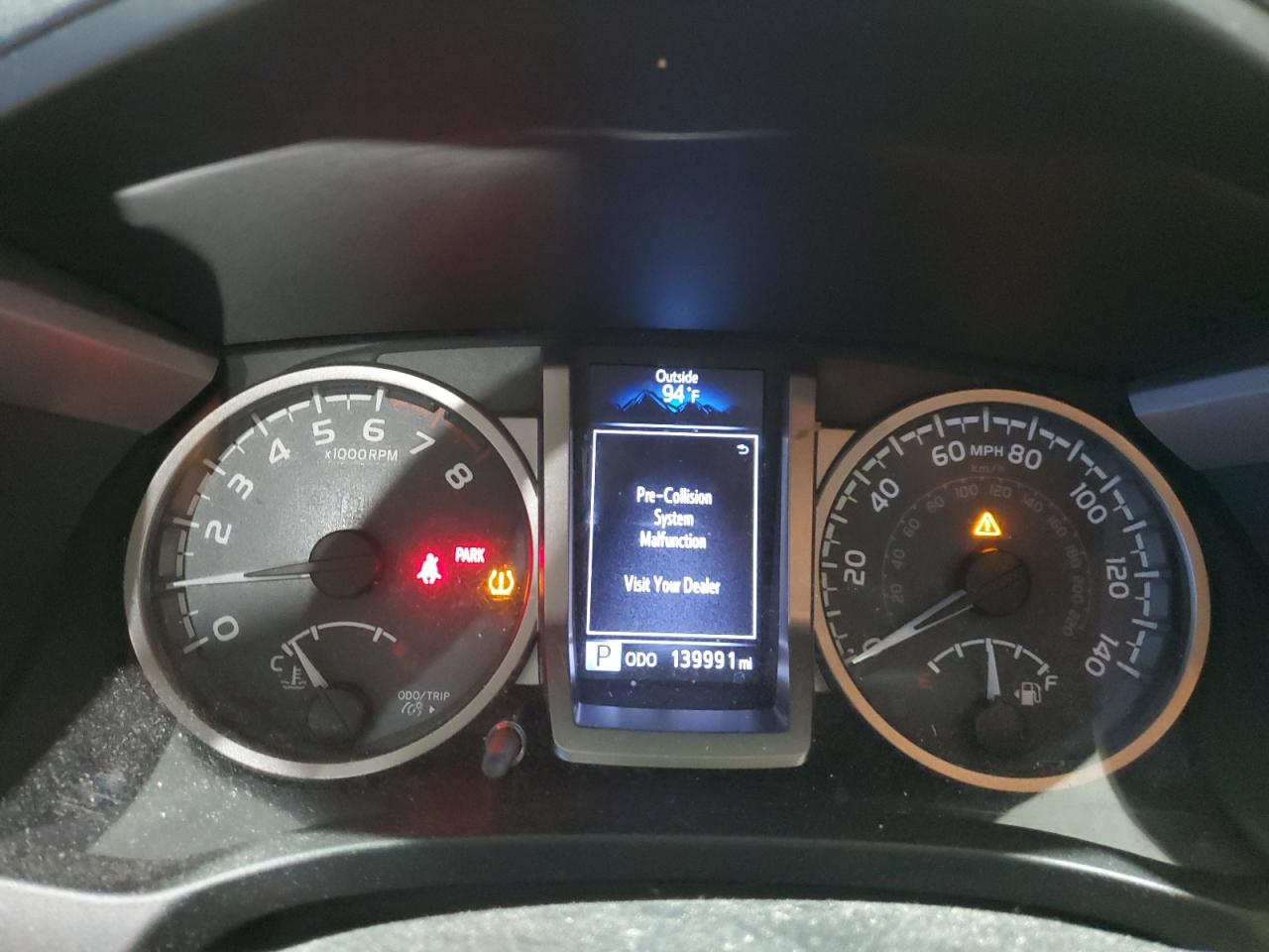 Toyota Tacoma Double Cab Image 10