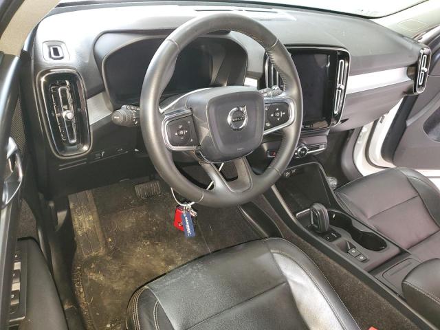 Volvo XC40 T5 Momentum Image 11