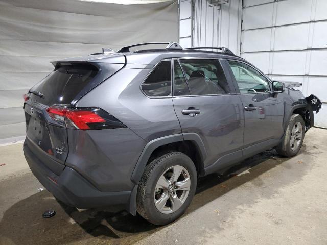 Toyota RAV4 Xle Image 4