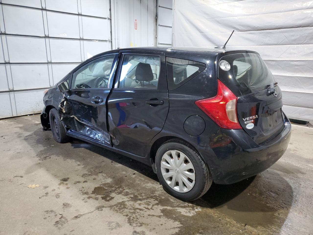 Nissan Versa S Image 3