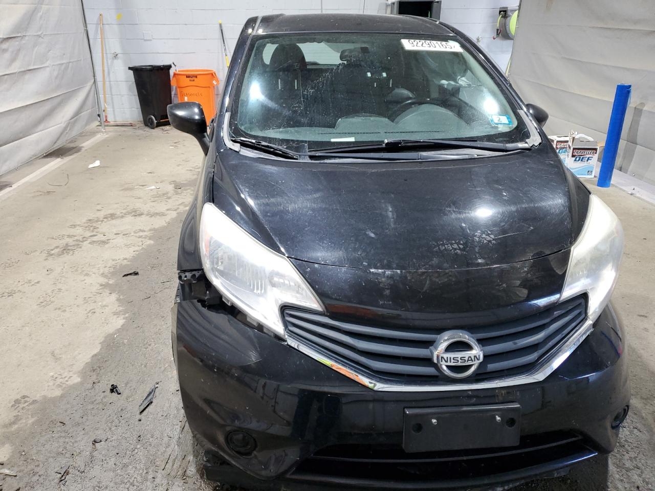 Nissan Versa S Image 5