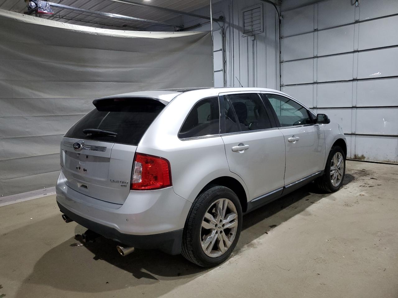 Ford Edge Limited Image 4