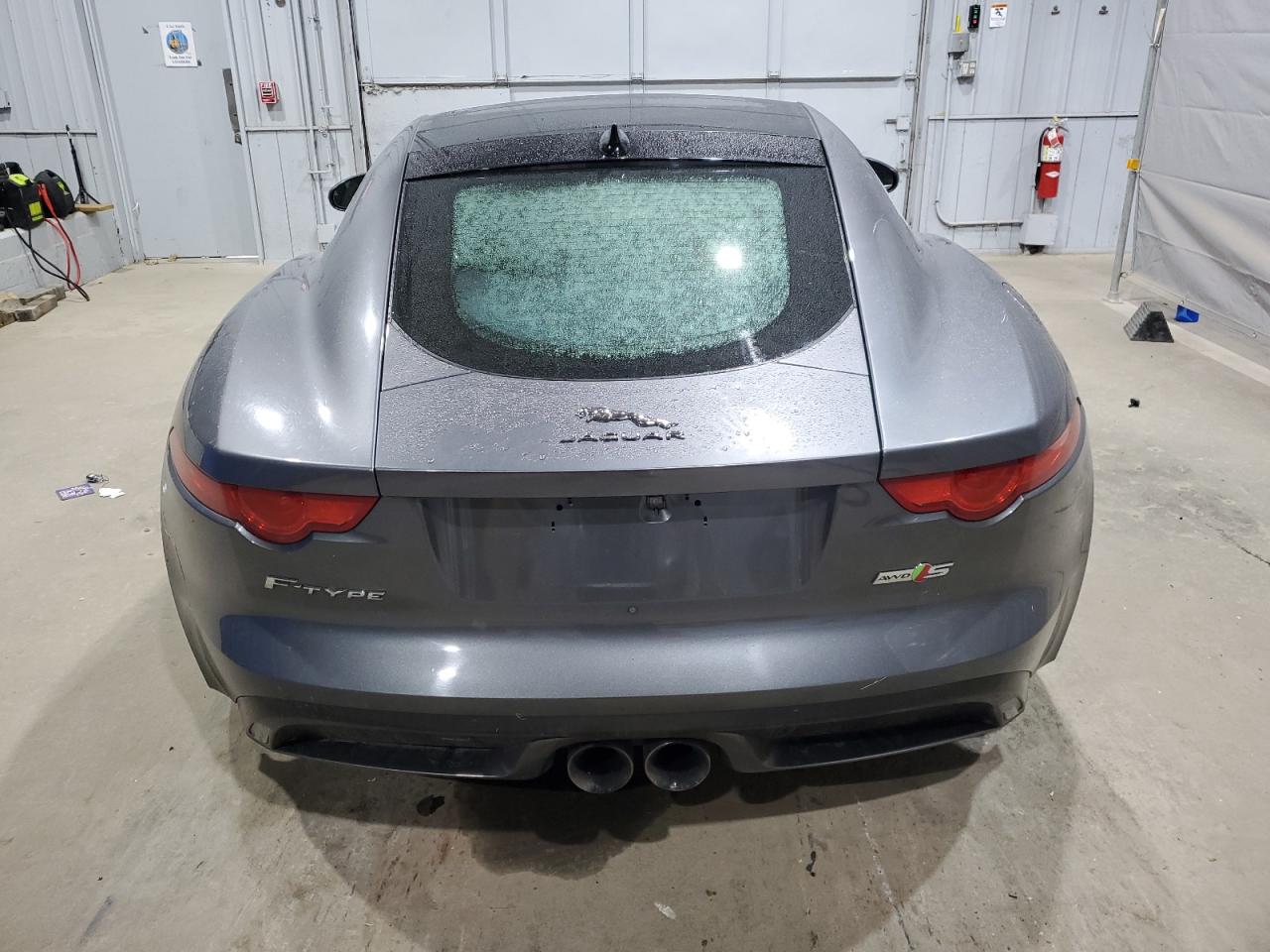 Jaguar F-TYPE S Image 2