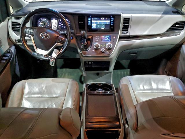 Toyota Sienna Xle Image 5