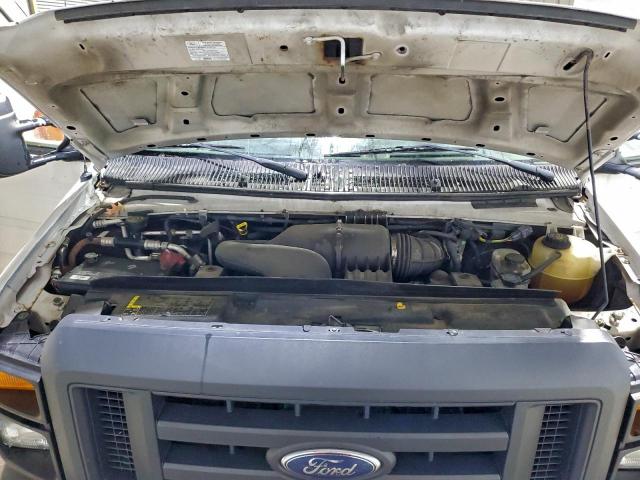 Ford Econoline E350 Super Duty Van Image 10