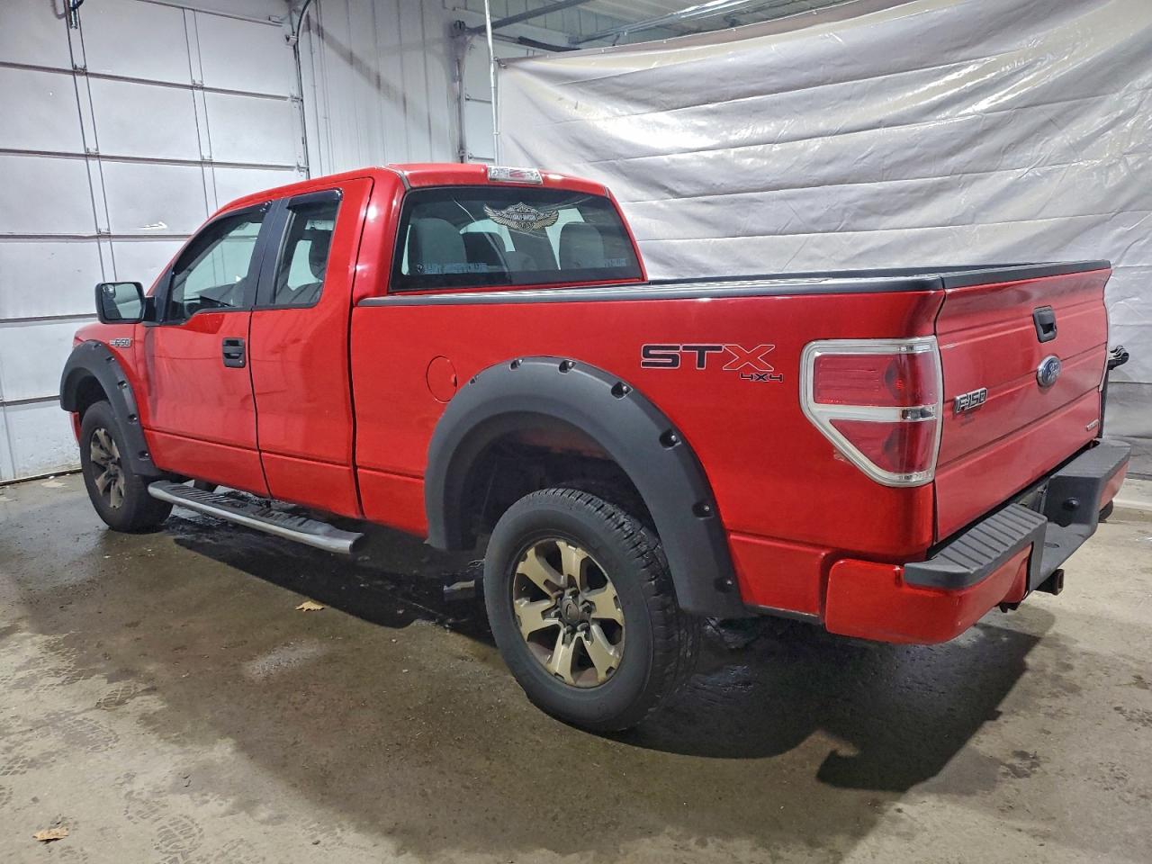 Ford F-150 Super Cab Image 9