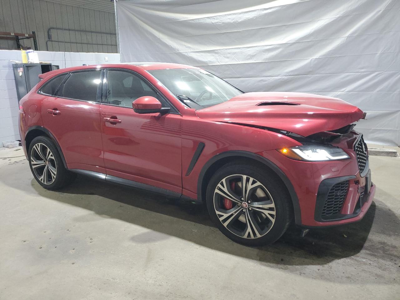 Jaguar F-PACE Svr Image 4