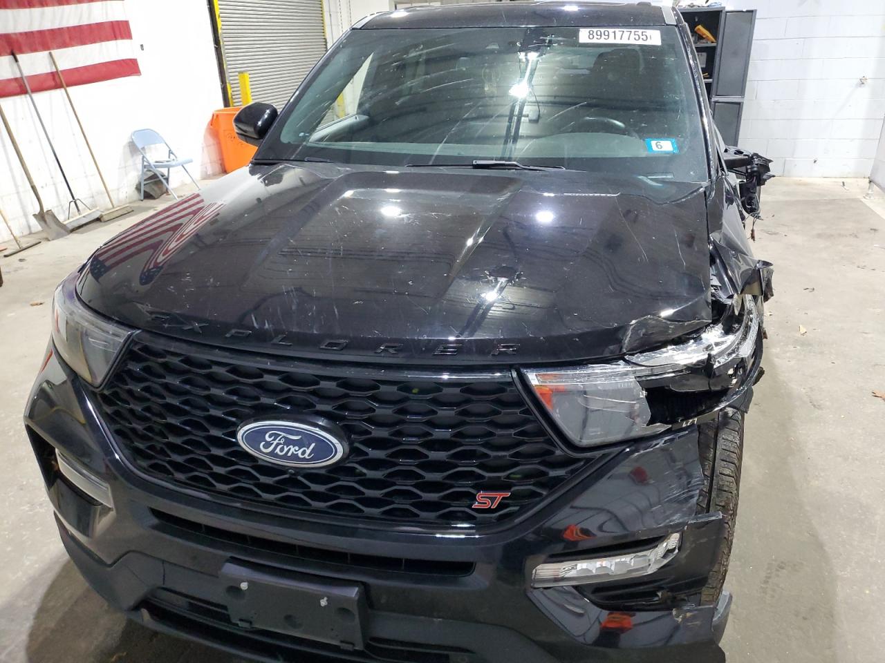 Ford Explorer St Image 5
