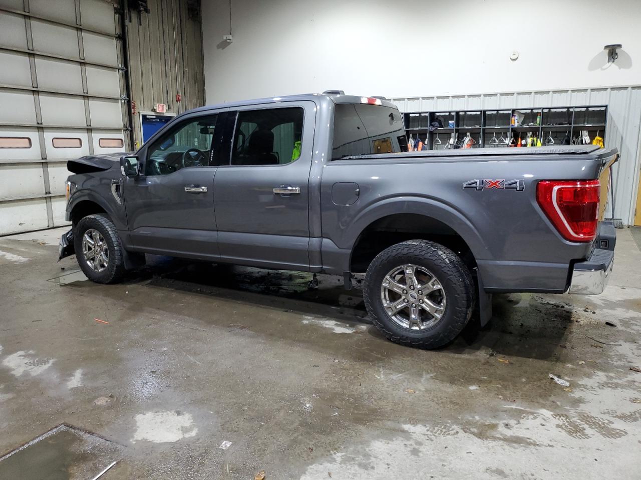 Ford F-150 Supercrew Image 5