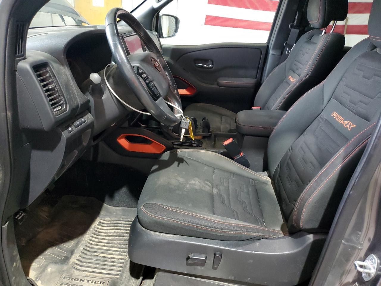 Nissan Frontier S Image 4