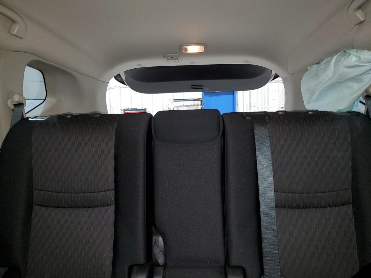 Nissan Rogue S Image 11