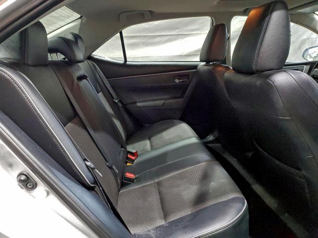 Toyota Corolla L Image 10