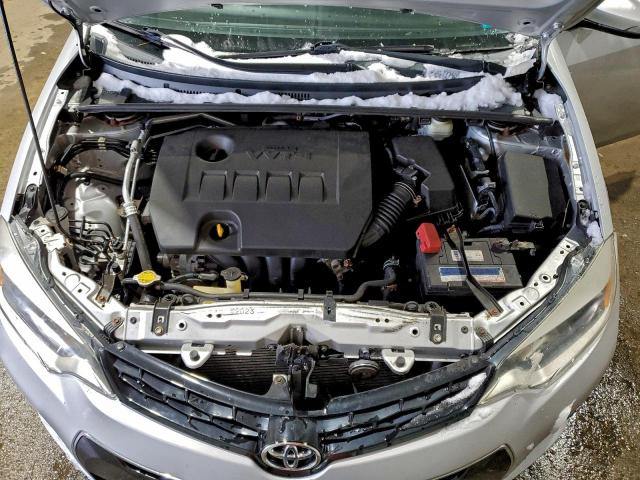 Toyota Corolla L Image 8