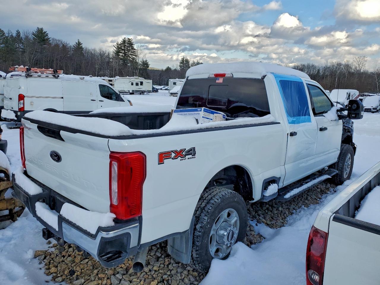 Ford F-250 Super Duty Image 4