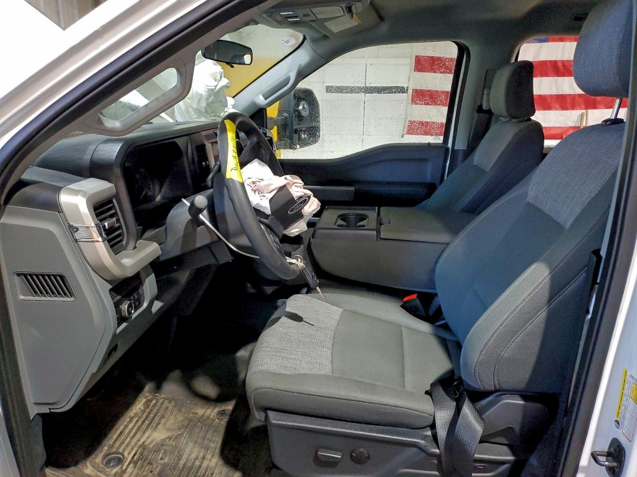 Ford F-250 Super Duty Image 9