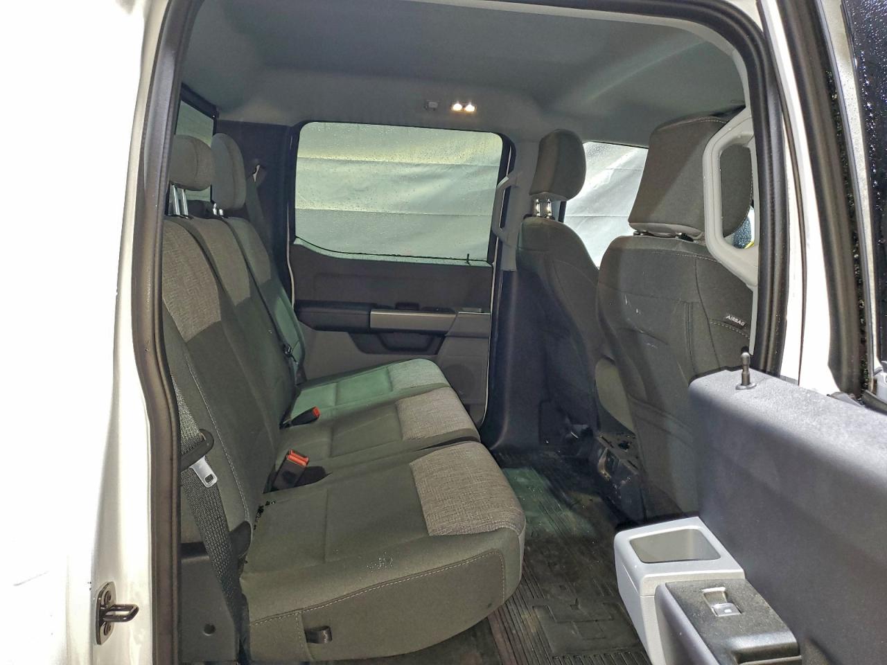 Ford F-250 Super Duty Image 2