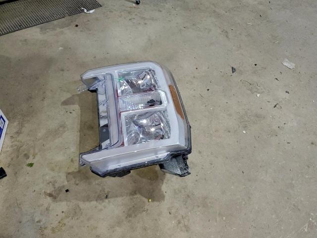 Ford F-250 Super Duty Image 13