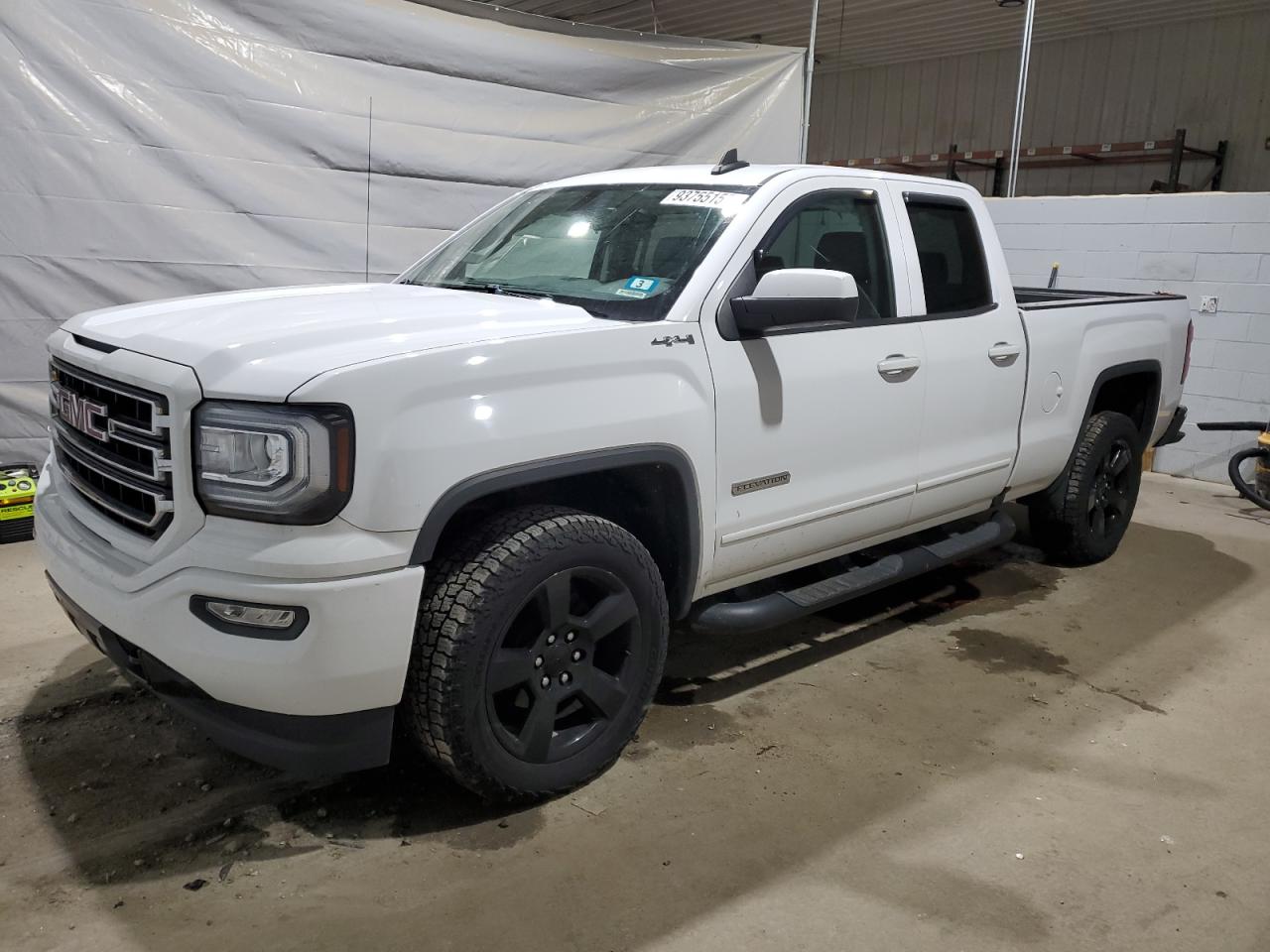 GMC Sierra K1500 Image 1