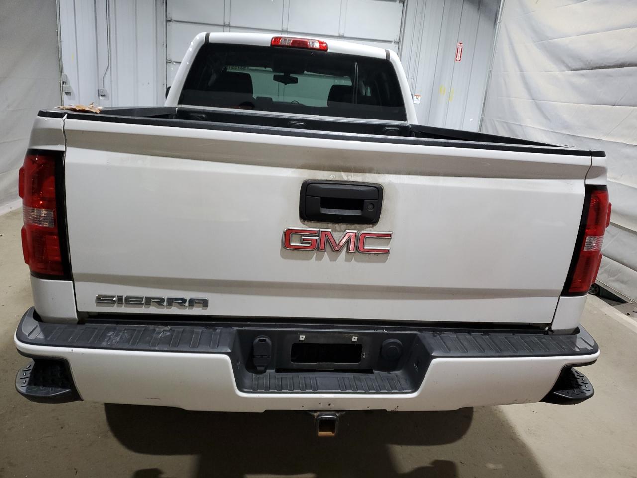 GMC Sierra K1500 Image 4