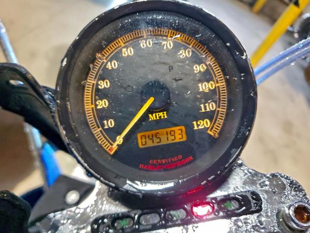 Harley-Davidson Sprtstr883 Hugger Image 9