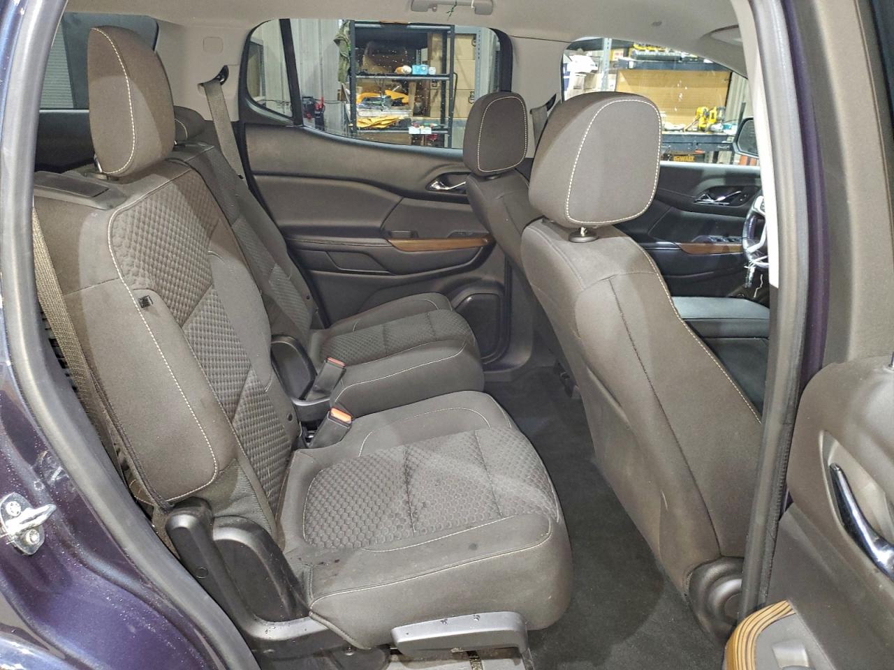 GMC Acadia Sle Image 8