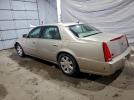 Cadillac DTS Image 2