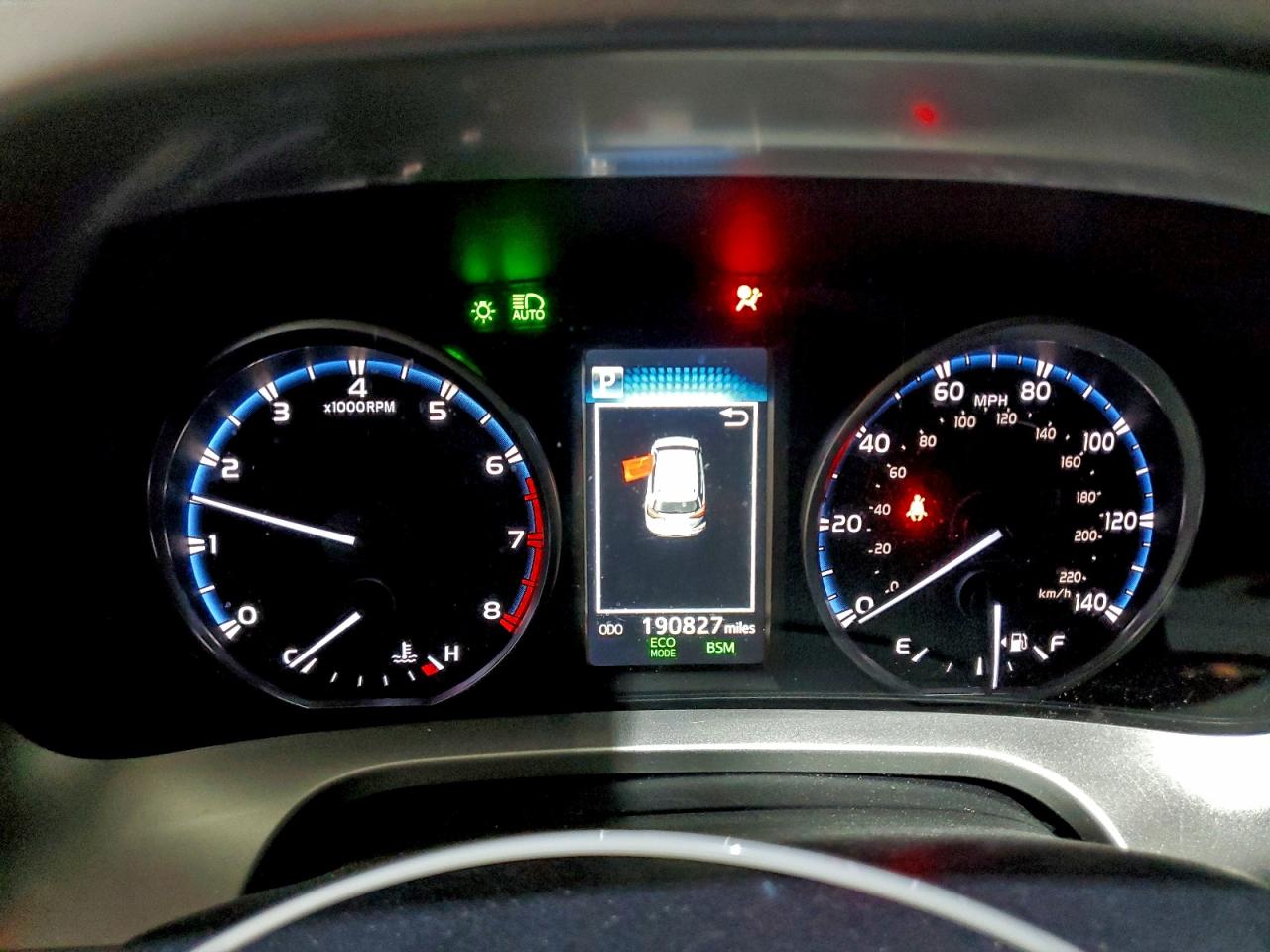 Toyota RAV4 Xle Image 11