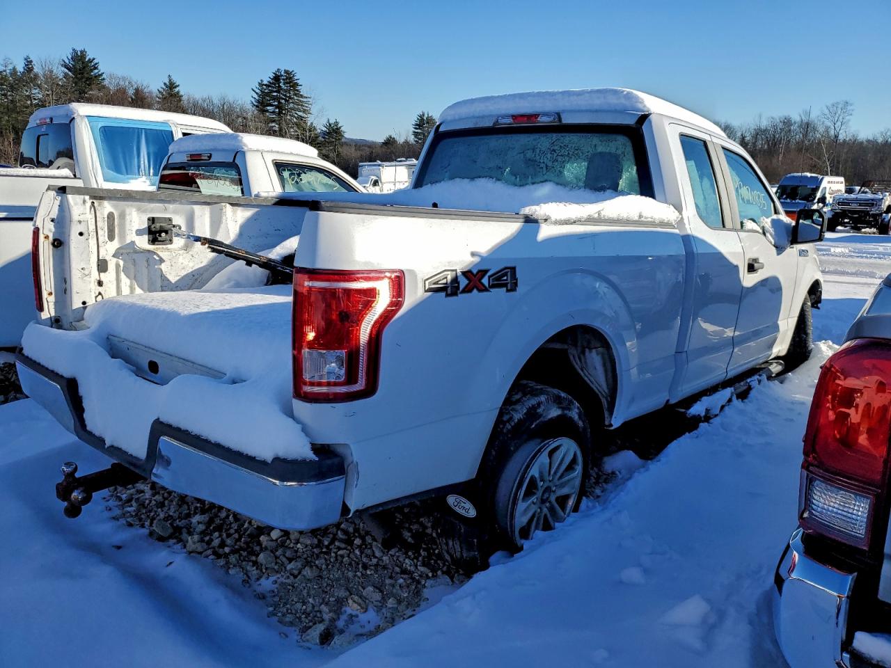 Ford F-150 Super Cab Image 5