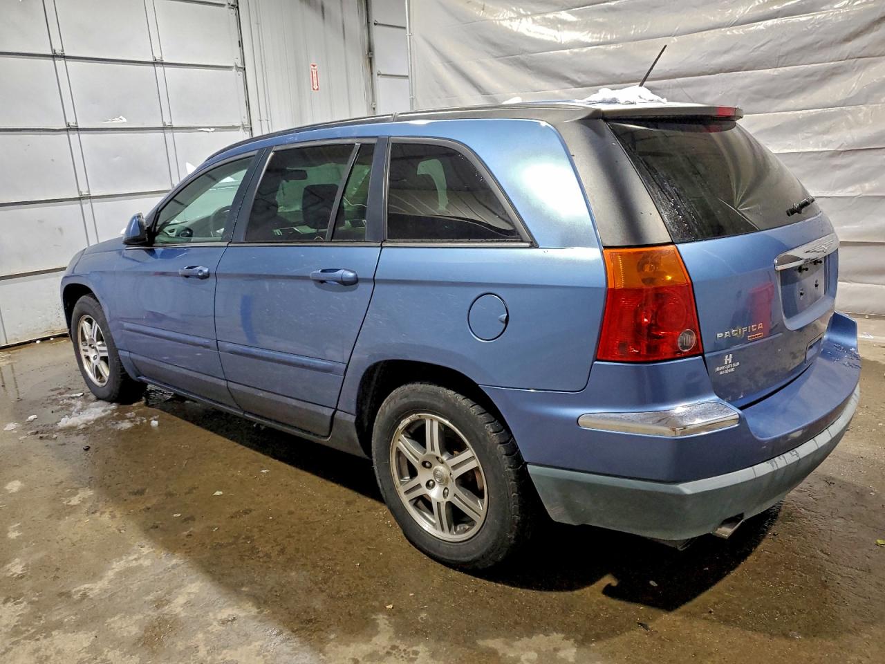 Chrysler Pacifica Touring Image 6