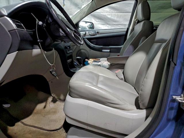 Chrysler Pacifica Touring Image 8