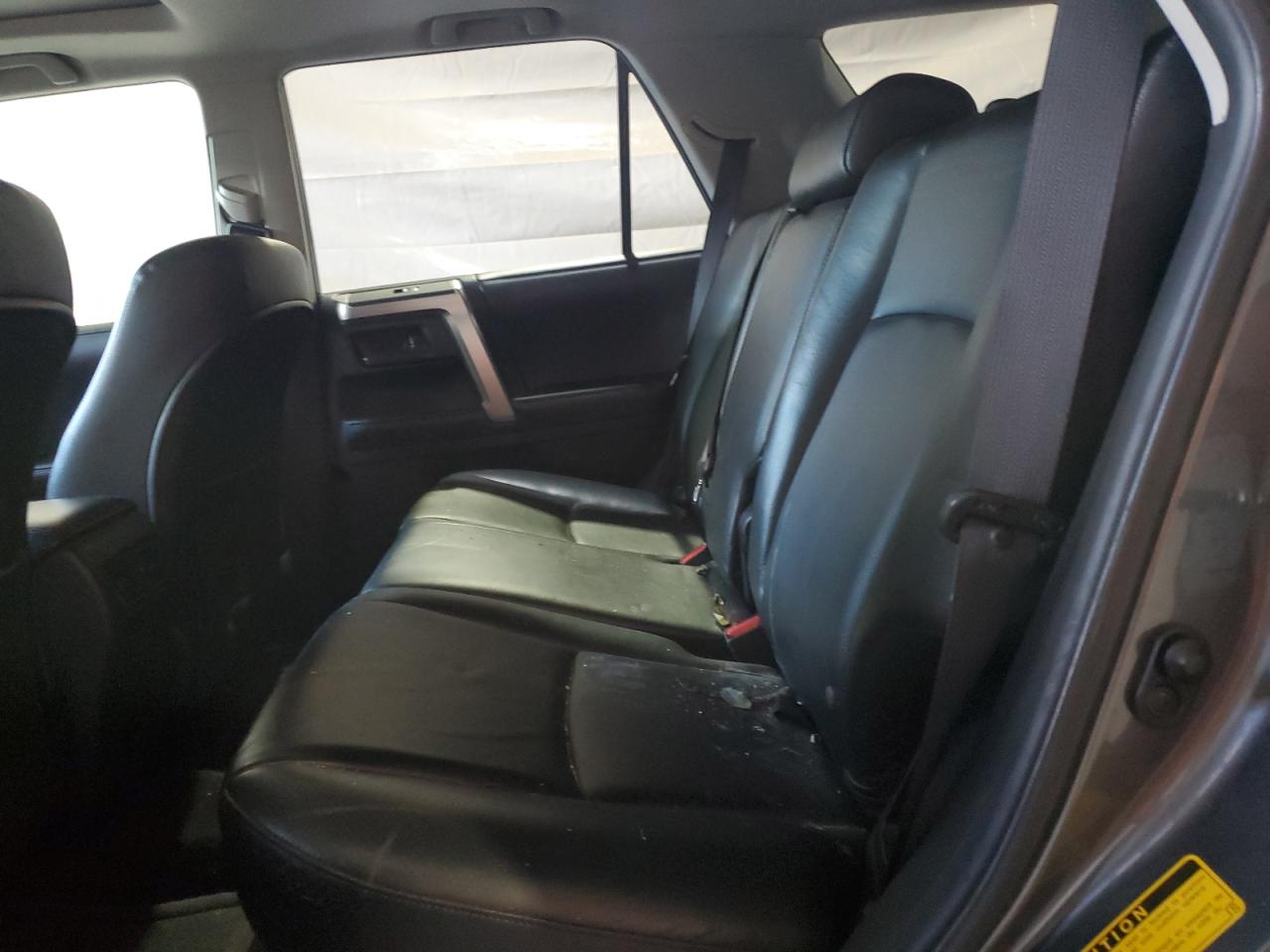 Toyota 4Runner Sr5 Image 7