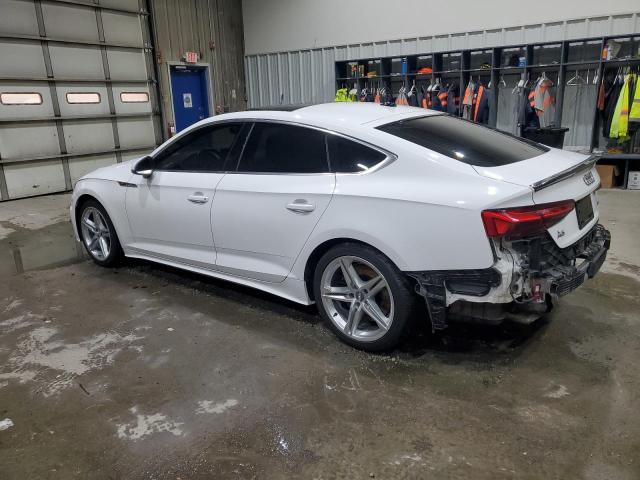 Audi A5 Premium 45 Image 2