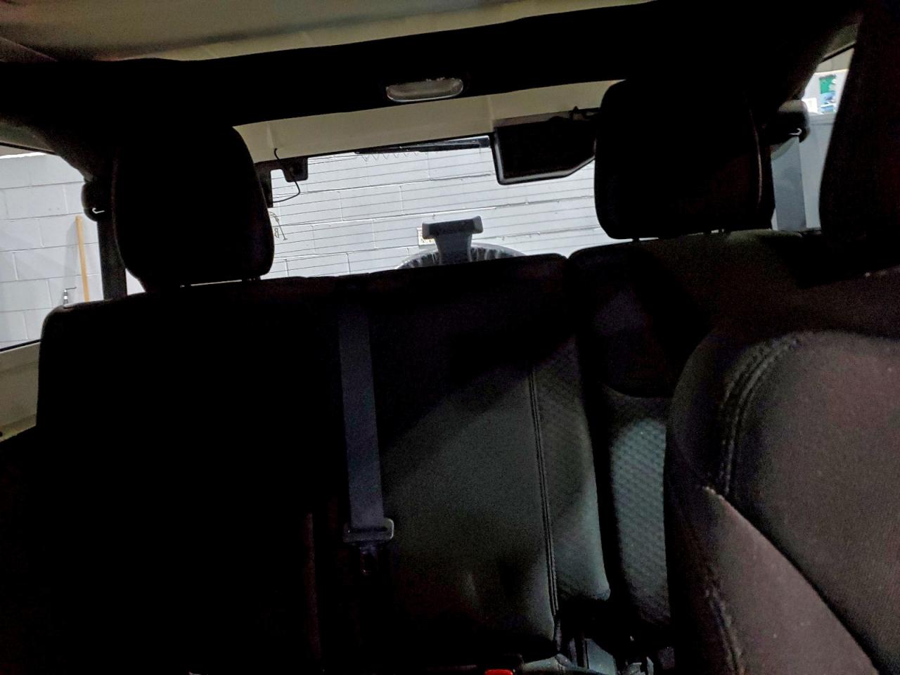 Jeep Wrangler Sport Image 13