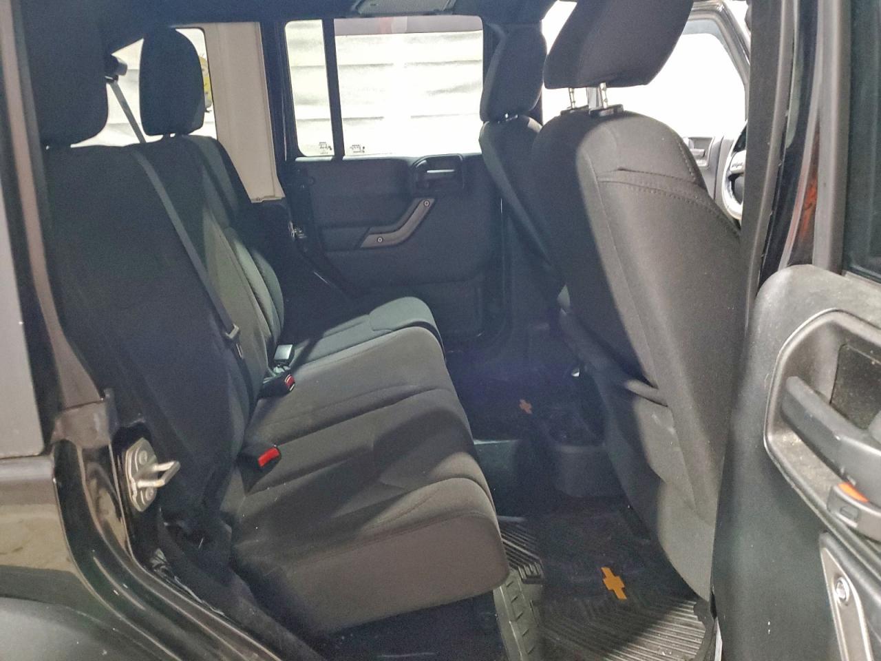 Jeep Wrangler Sport Image 3