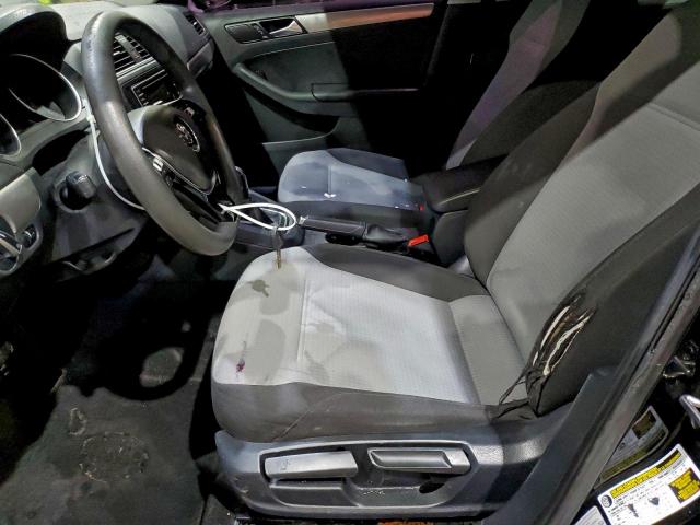 Volkswagen Jetta S Image 2