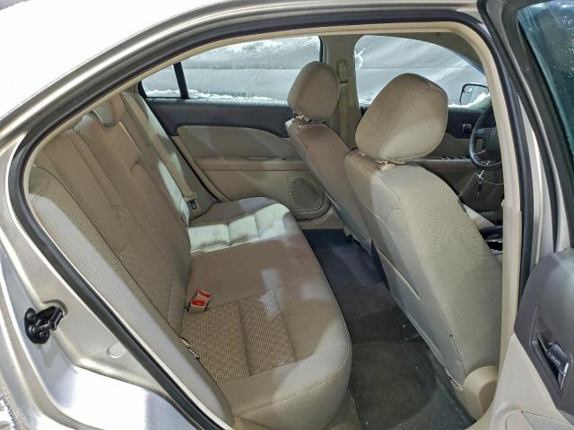 Ford Fusion Se Image 5