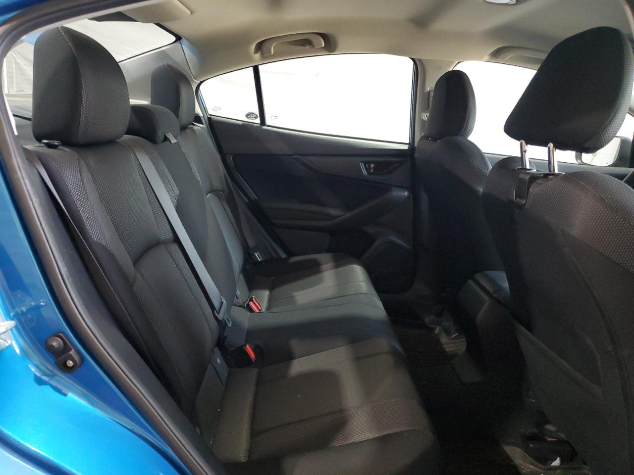 Subaru Impreza Premium Image 9