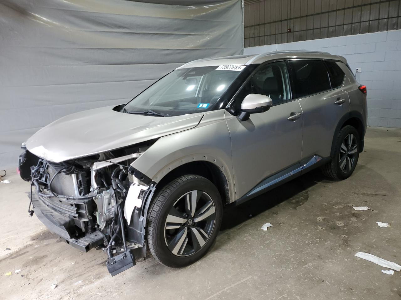 Nissan Rogue Platinum Image 1