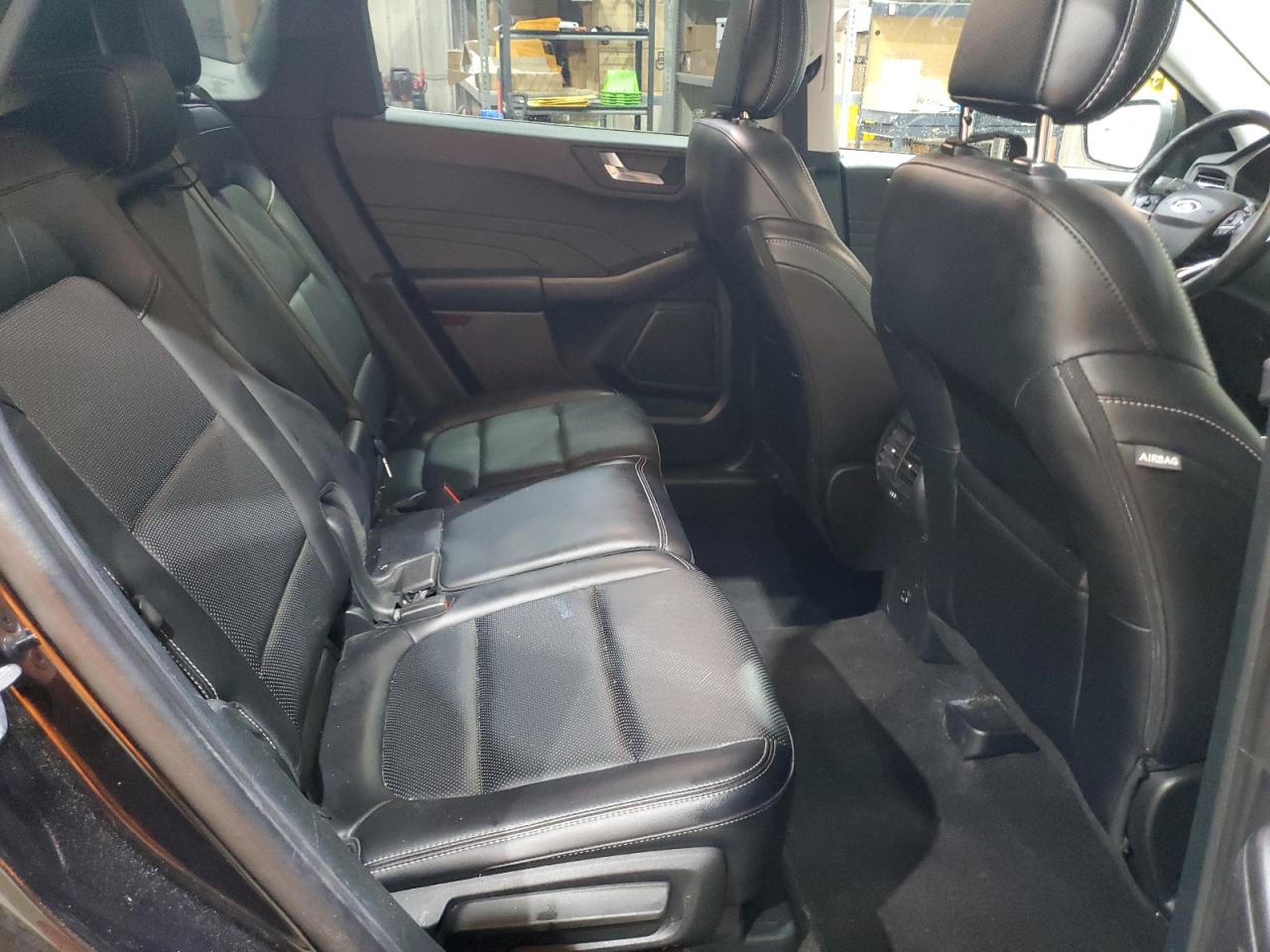 Ford Escape Titanium Image 7