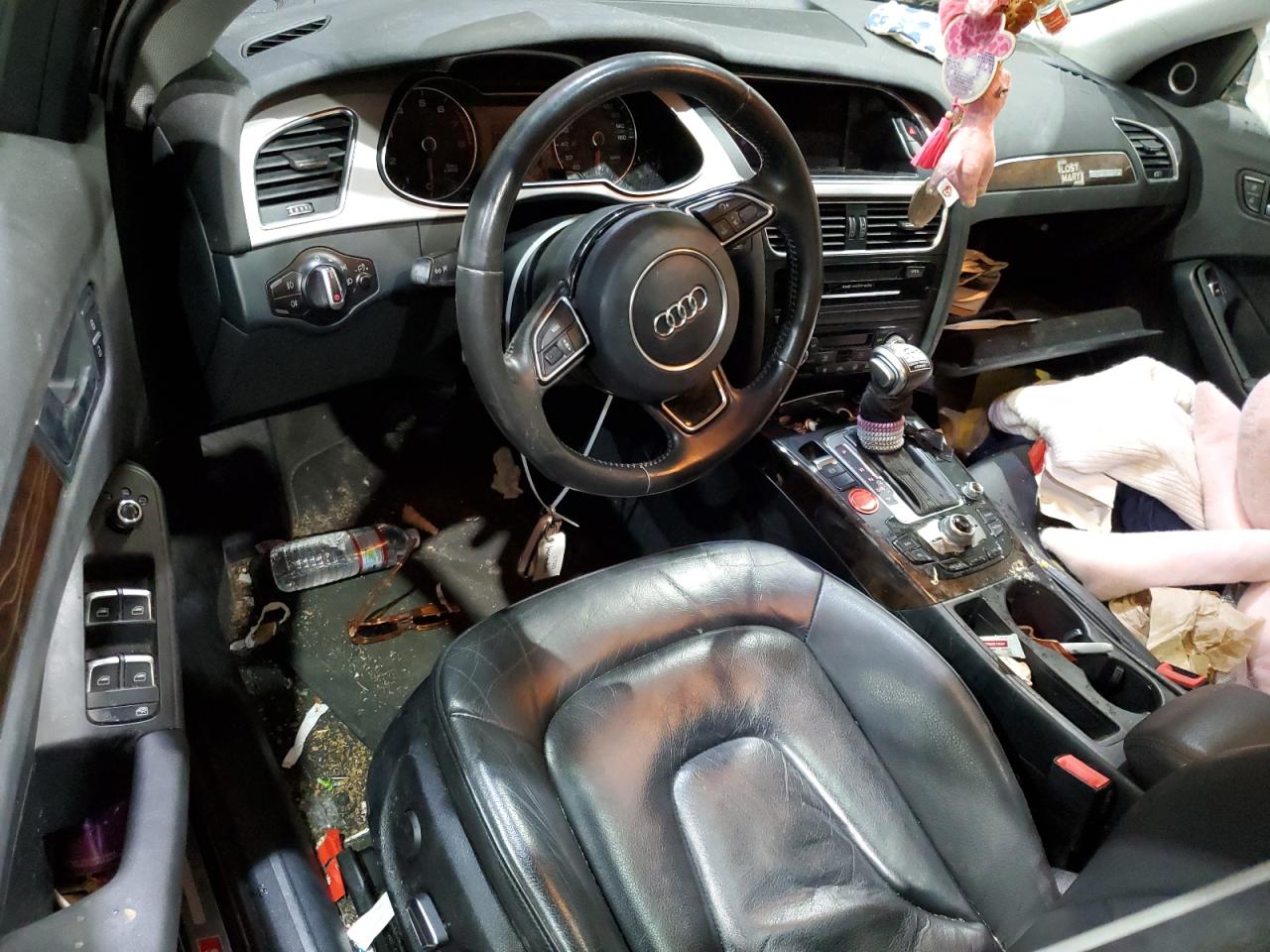 Audi A4 Premium Plus S-line Image 10